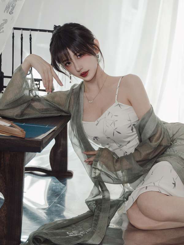 http://seogc.fp.ps.netease.com/file/6876fa0b380099503bda87bfzvVzpNF806
