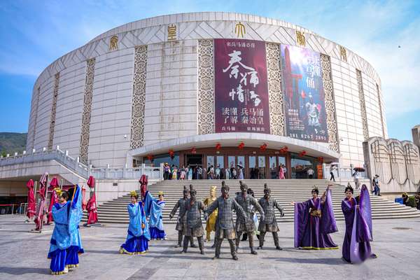 http://seogc.fp.ps.netease.com/file/6877b83a759a819d4c780be3iztKephm06