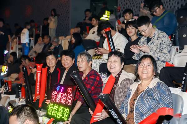 http://seogc.fp.ps.netease.com/file/68fcdfc8d6976135925c979eNeZfdAkv06