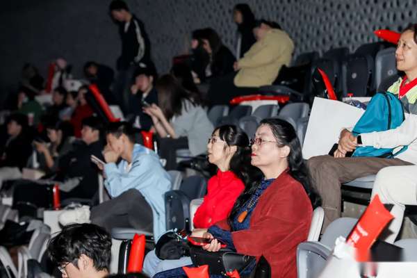 http://seogc.fp.ps.netease.com/file/68fcdfd796c076013e71349dcztlWFGB06
