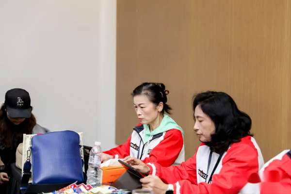 http://seogc.fp.ps.netease.com/file/68fcdff459a0a50e4bd0ea9efjs84hhU06