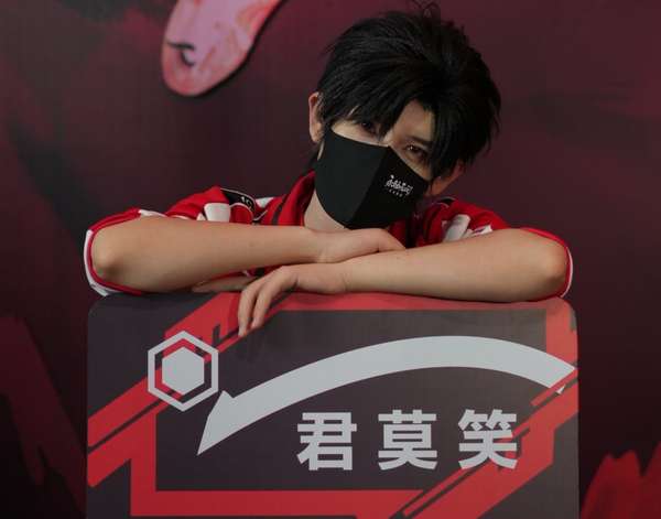 http://seogc.fp.ps.netease.com/file/6a713797dbd9fa5b21398af0cIEa5x5007