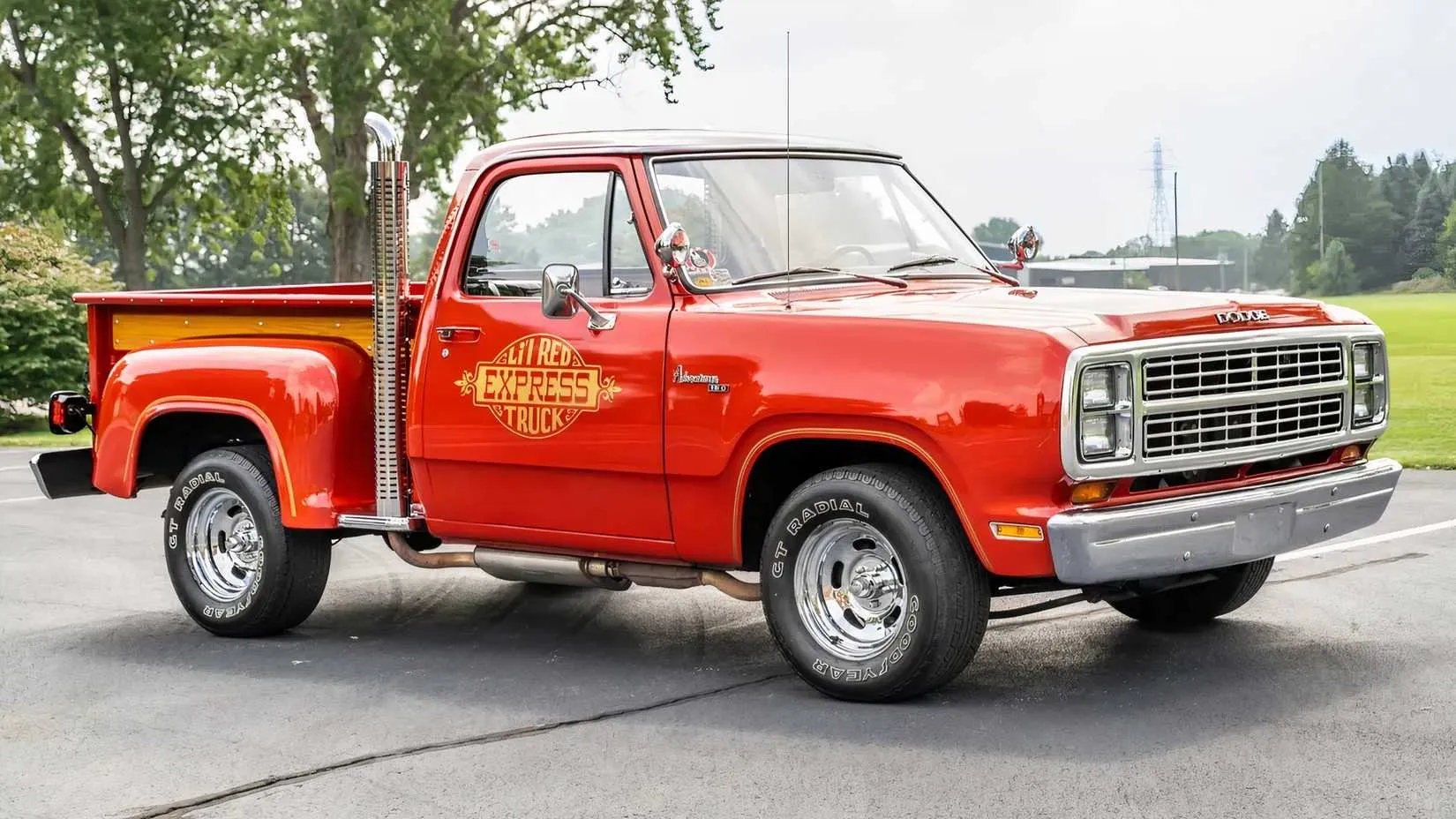 Fron 3/4 pic of a 1979 lil red express truck dodge