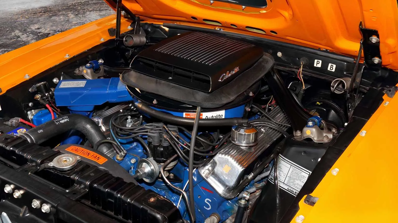 428 Cobra Jet engine in a 1970 Ford Mustang Mach 1 Twister Special