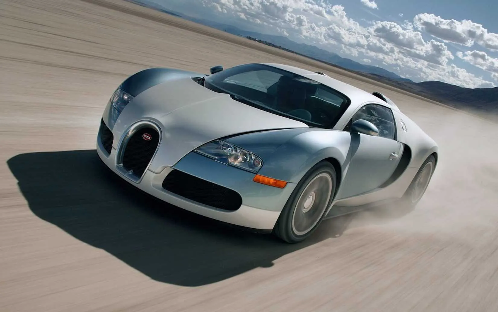 2005 Bugatti Veyron for performance comparison