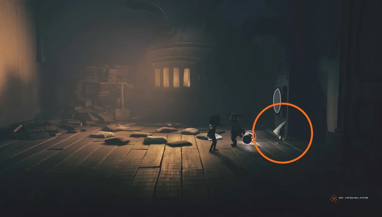 A Nome running out with a battery in a room with a furnace in Little Nightmares 3