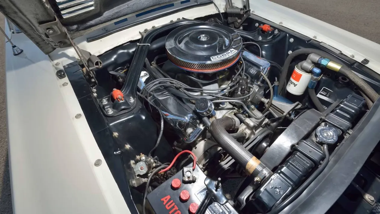 Engine of the 1967 Shelby GT500 Super Snake on display