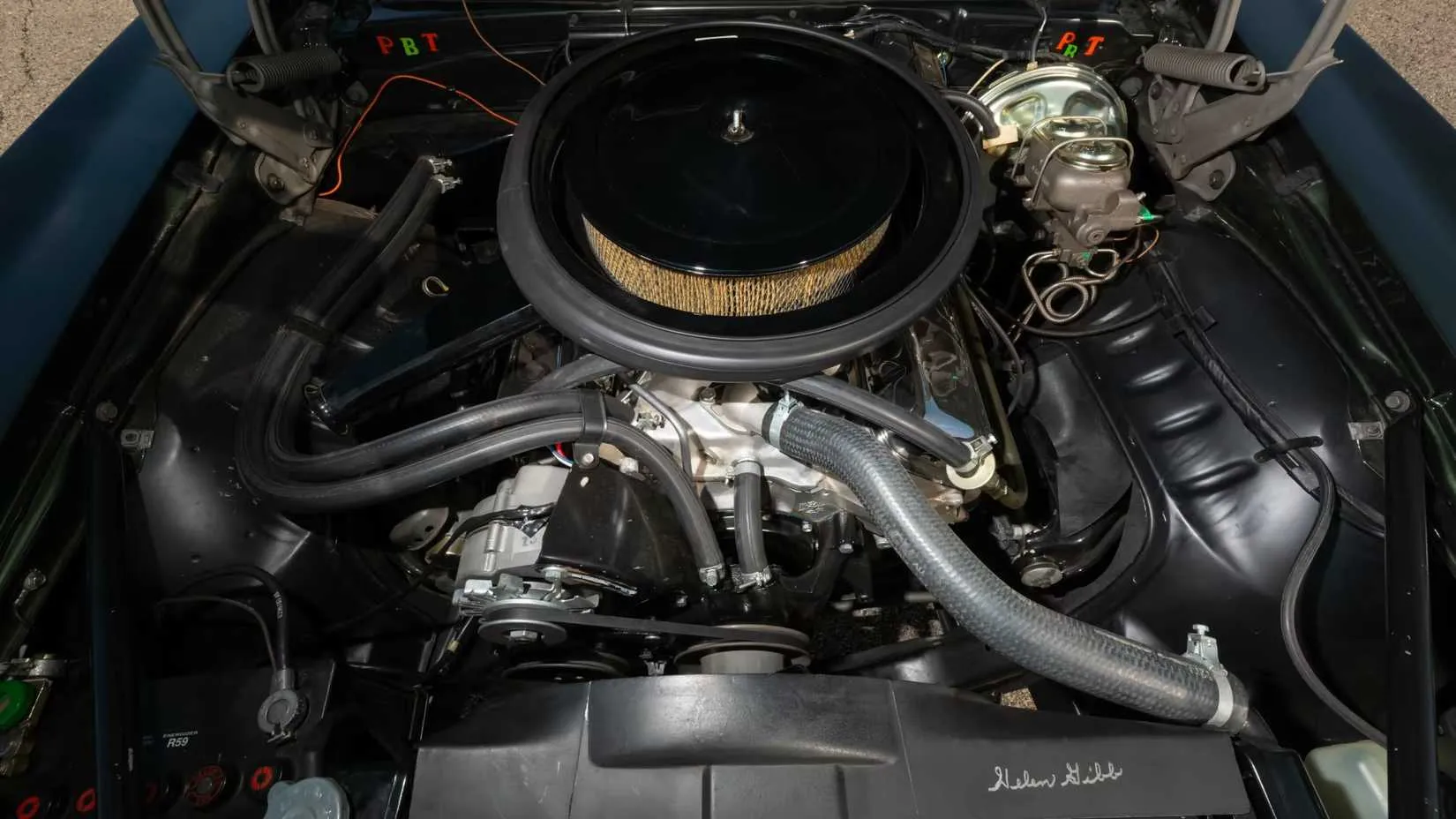 The all-aluminum 427 V8 engine that powered the ZL1