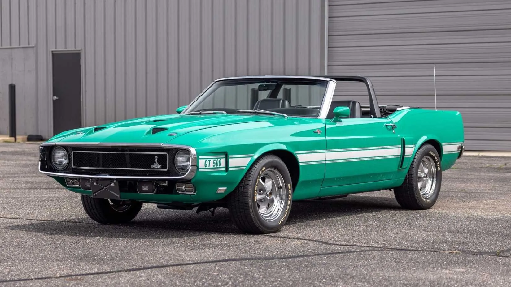 1969 Shelby Mustang GT500 Convertible, a rival that was still cheaper than the ZL1