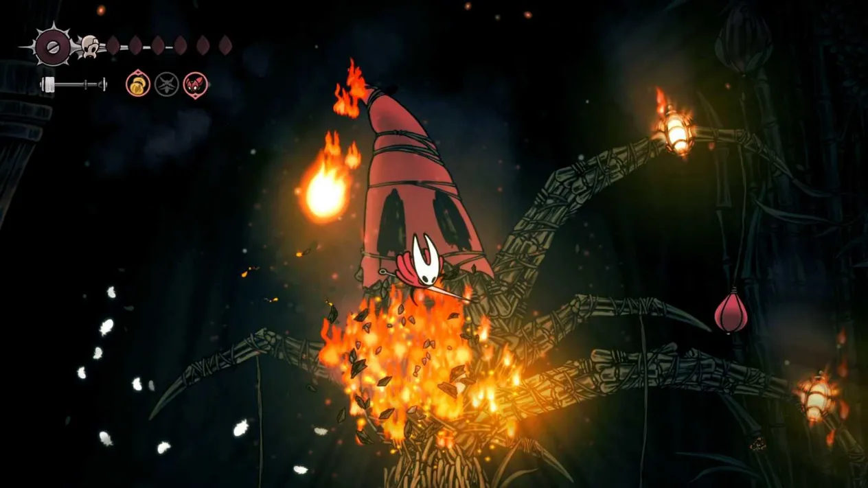 Hornet attacking the limb flames during the first phase