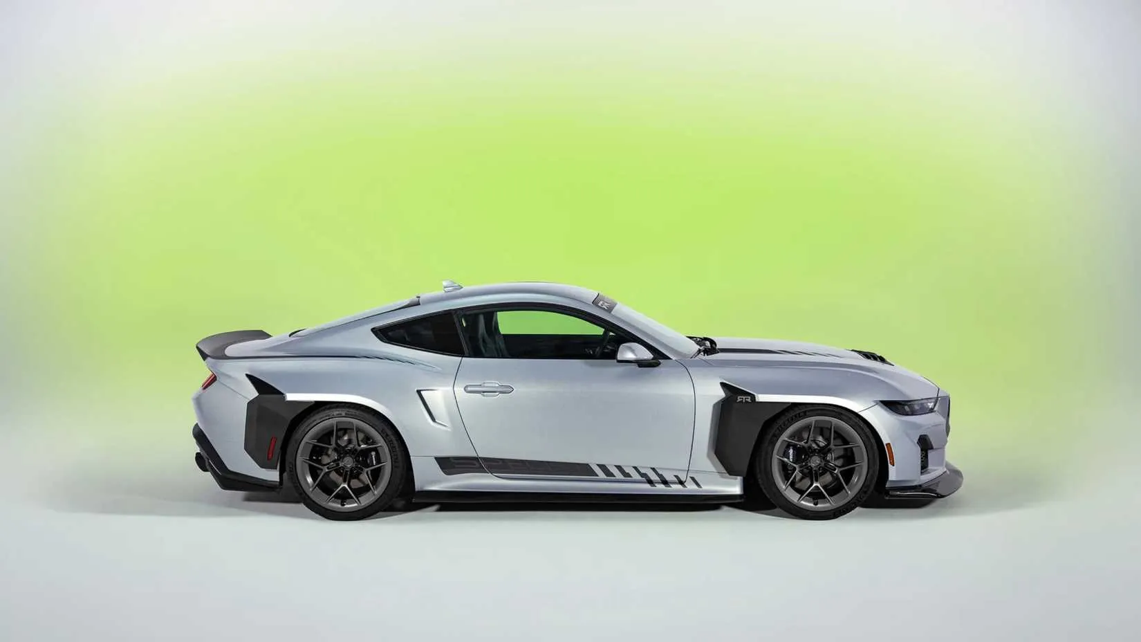 RTR Spec 5 showing front grille and LED intakes