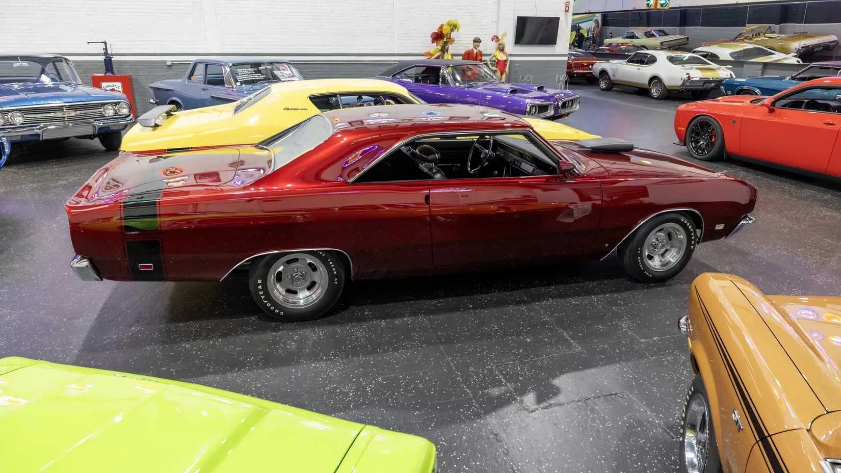 Profile shot of the 1969 Dodge Dart Swinger Concept at Mecum Auctions