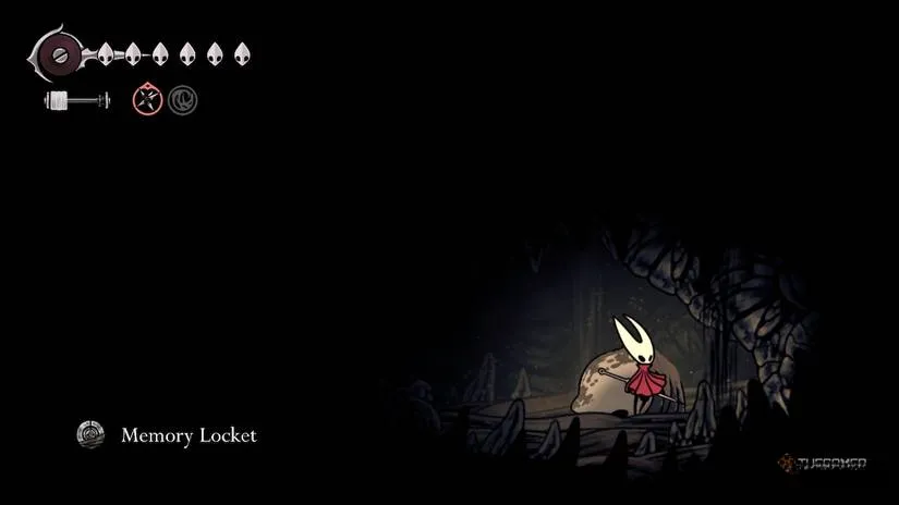 Memory Locket collectible location in the Wormways