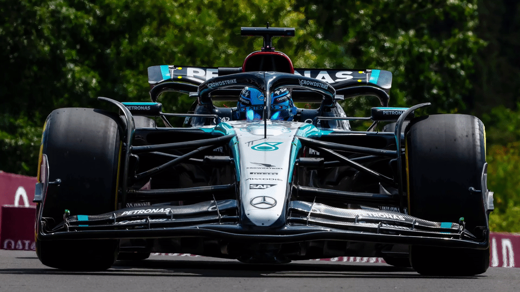 George Russell Mercedes (4k)