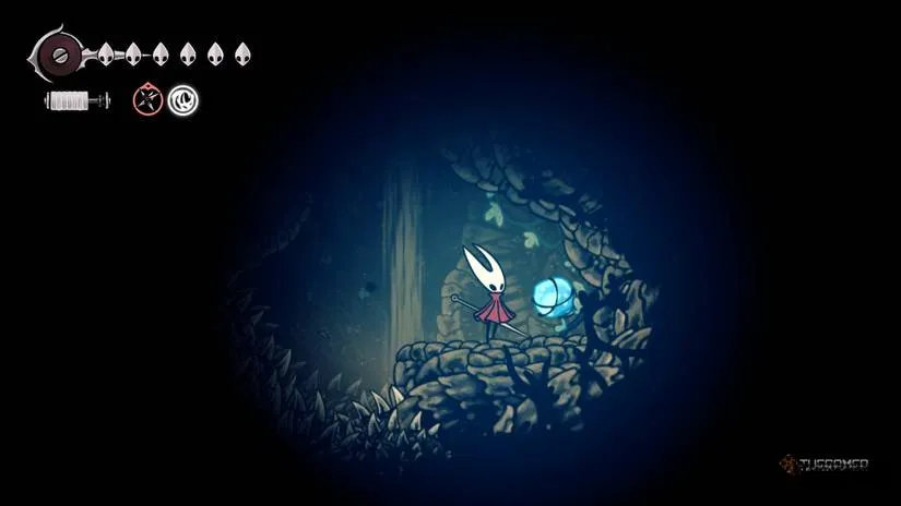 Third plasmium and hidden assistant chamber